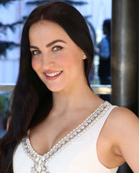 Elli Avram at Christmas Brunch by Joe Rajan