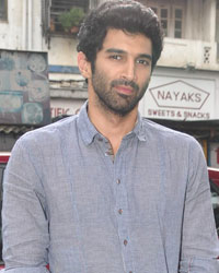 Aditya Roy Kapoor at Daawat E Ishq Food Yatra Flag Off