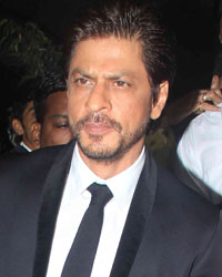 Shah Rukh Khan at Dada Saheb Phalke Film Foundation Award 2015