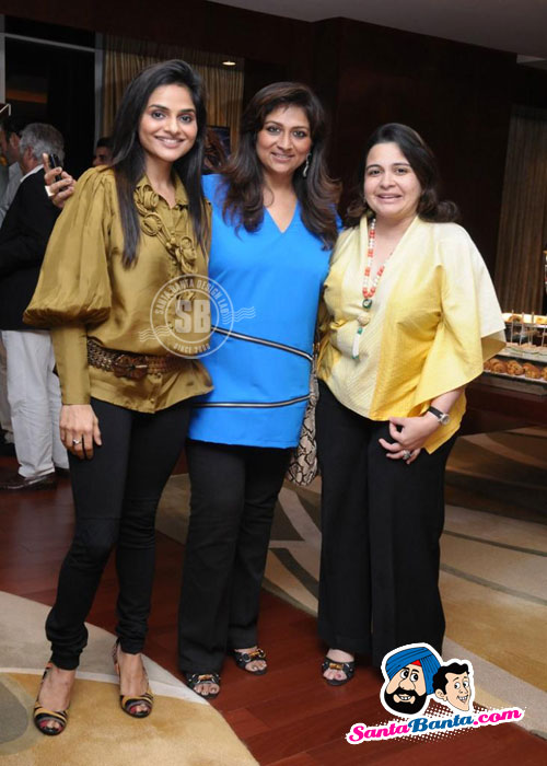 David Morris' Jewellery showcase