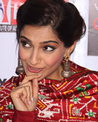 Sonam Kapoor at Dolly Ki Doli Press Meet