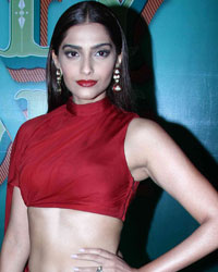 Sonam Kapoor at Dolly Ki Doli Trailer Launch