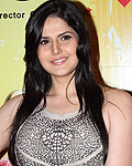 Zarine Khan at English Vinglish Premiere