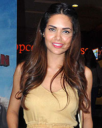 Esha Gupta at Esha Gupta at The Screening of Humshakals