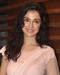 Divya Khosla Kumar Divya Khosla Kumar