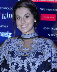 Taapsee Pannu at Exhibit Tech Awards 2015