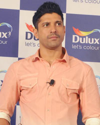 Farhan Akhtar at Farhan Akhtar Promotes Dulux Paint