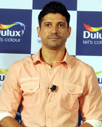 Farhan Akhtar at Farhan Akhtar Promotes Dulux Paint