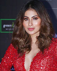 Mouni Roy at Filmfare Glamour And Style Awards 2019