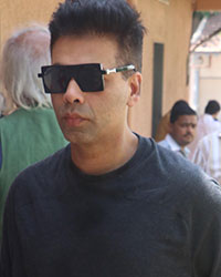 Karan Johar at Funeral of Nikhil Advani`s Mother