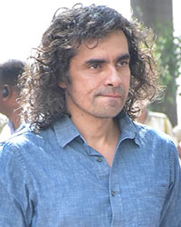 Imtiaz Ali at Funeral of Sridevi