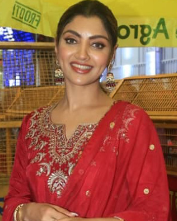 Ganesh Chaturthi 2025 Celebs Spotting