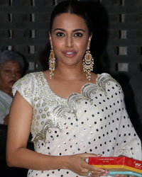 Swara Bhaskar at Ganpati Visarjan 2017