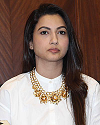 Gauhar Khan at Gauhar Khan Press Meet on Slapgate