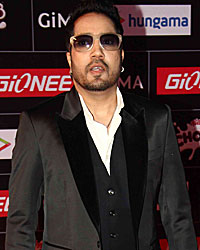 Mika Singh at GiMA Awards 2015