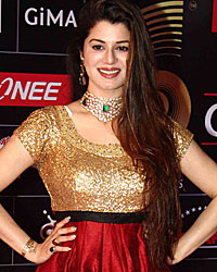 Kainaat Arora at GiMA Awards 2015