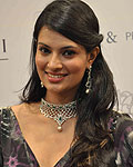 Sayali Bhagat at Giantti Store Launch