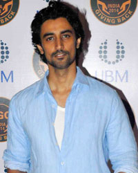 Kunal Kapoor at Giving Back NGO India 2014 Event