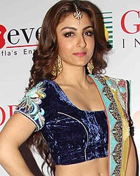 Soha Ali Khan at Globoil Awards 2014