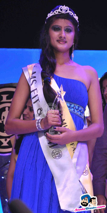 Gold's Gym Miss Fit-n-Fab contest