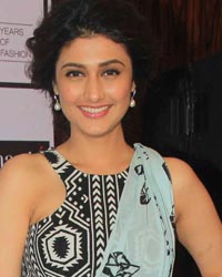 Ragini Khanna at Guests at LFW 2015