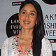 Kareena Kapoor at Guests at LFW Summer Resort-2011