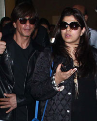 Shah Rukh Khan at HNY Team Snapped at Airport