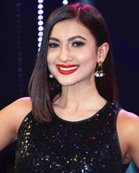 Gauhar Khan at Happy New Year Promotion on IRS