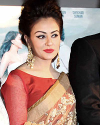 Ariana Ayam and Adhyayan Suman