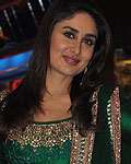 Kareena Kapoor at Heroine Promotion on Jhalak Dikhhla Jaa