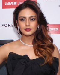 Huma Qureshi at Huma Unveils Diamond Collection by SRS Jewells