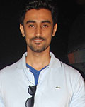 Kunal Kapoor at Hunt for Chicken Khurana Recipe