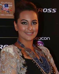 Sonakshi Sinha at IIFA 2015