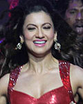 Gauhar Khan at IIFA Awards 2012