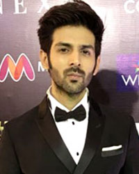 Kartik Aaryan at IIFA Awards 2018