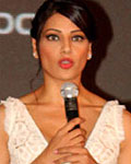 Bipasha Basu at IIFA Singapore PC