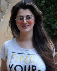 Kainaat Arora at IIFA Voting Weekend 2015