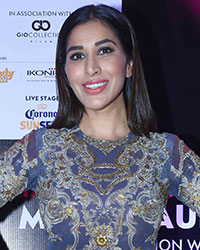 Sophie Choudry at India Beach Fashion Week Press Meet