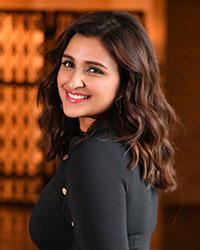 Parineeti Chopra at Jabariya Jodi Photo Shoot