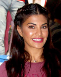 Jacqueline Fernandez at Jacqueline Launches Aeropostale Store