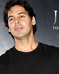 Dino Morea at Jism 2 Press Meet