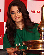 Aishwarya Rai Bachchan during the opening of Kalyan Jewellers Opning in Mumbai