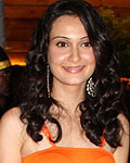 Vaishali Desai at Karbala Launch