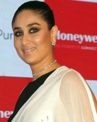 Kareena Kapoor at Kareena Unveils Honeywell Air Purifiers