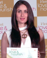 Kareena Kapoor during he unveiling of the 'Love Kareena Kapoor during he unveiling of the 'Love