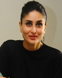 Kareena Kapoor at Kareena at Bajrangi Bhaijaan Press Meet