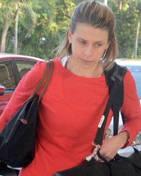 Khan Family Leaves for Hyderabad Khan Family Leaves for Hyderabad