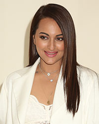 Sonakshi Sinha at Khandani Shafakhana Photo Shoot