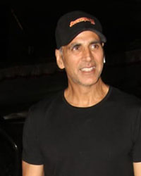 Akshay Kumar at Khandani Shafakhana Screening