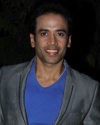 usshar Kapoor usshar Kapoor